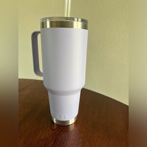 42 oz Yeti Rambler with Straw Lid